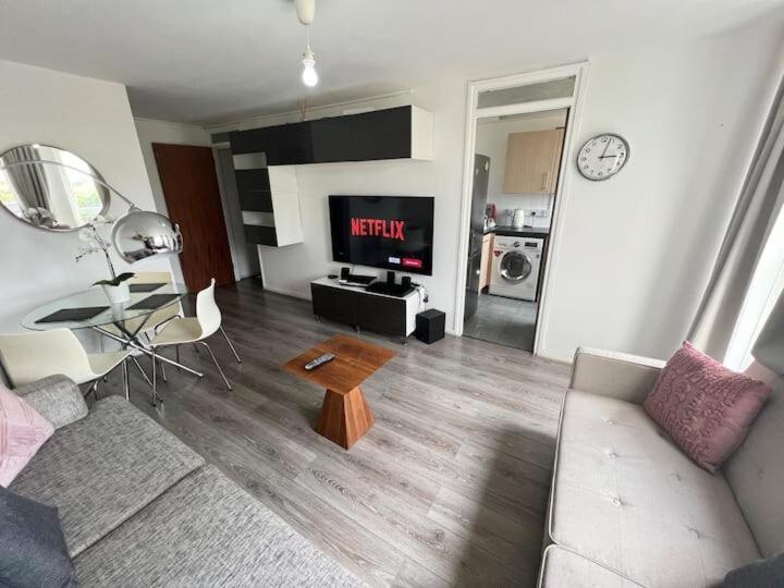 1 Bedroom In Woolwich With Free Parking Apartamento